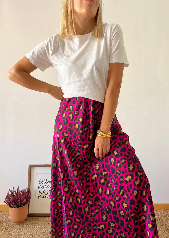 Falda Raso Animal Print Fucsia